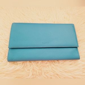 Daniel Leather Travellers Clutch